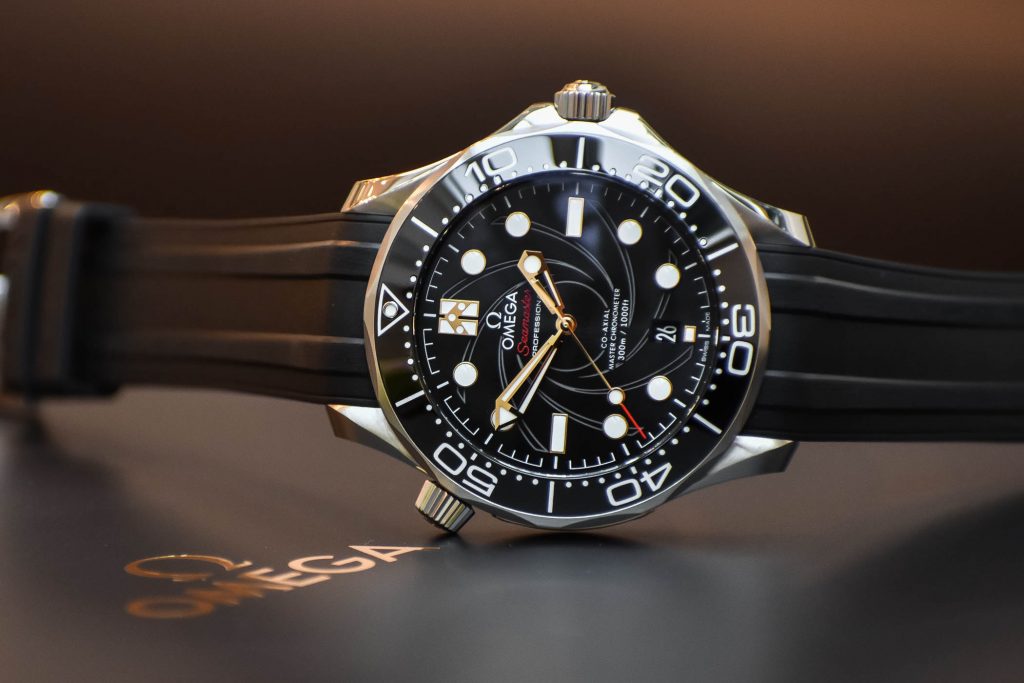 replica omega seamaster 007 watch